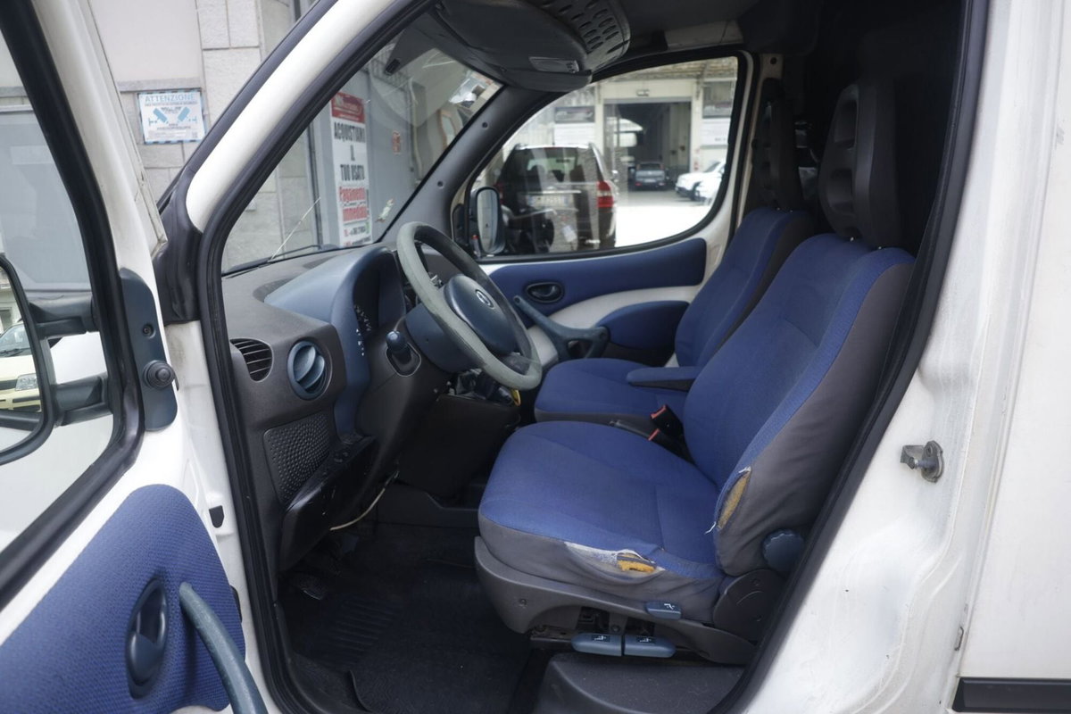 Fiat Doblò 1.9 JTD cat ELX (12)