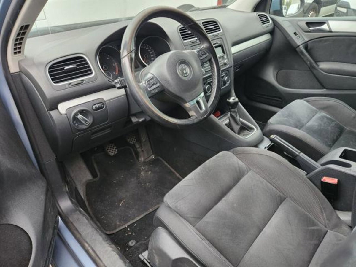 Volkswagen Golf 2.0 TDI 140CV DPF 4m. 5p. Highline (4)