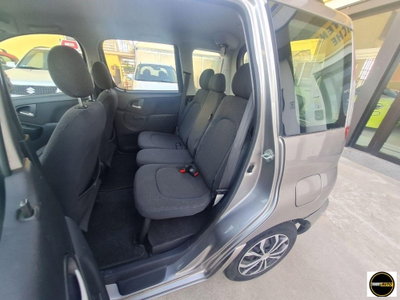 Toyota Yaris 1.3i 16V cat Sol Blue '03 (11)