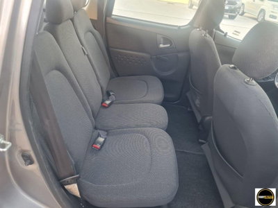Toyota Yaris 1.3i 16V cat Sol Blue '03 (12)