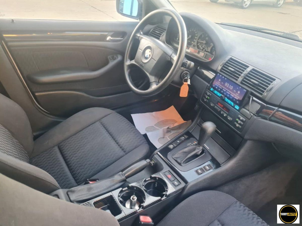 BMW Serie 3 323i cat 4 porte (13)