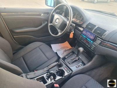BMW Serie 3 323i cat 4 porte (13)