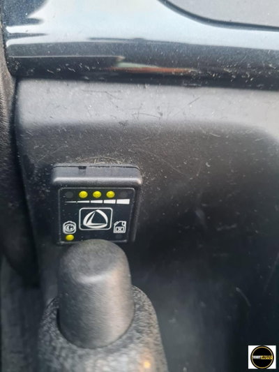 BMW Serie 3 323i cat 4 porte (17)