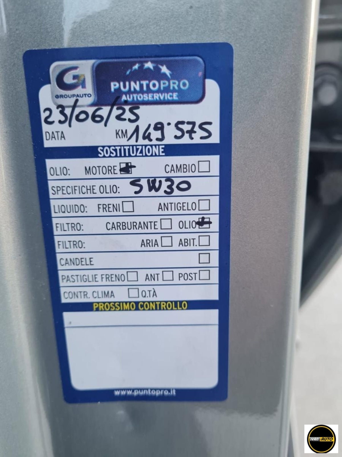 Toyota Avensis Verso 2.0 16V (15)