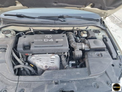 Toyota Avensis Verso 2.0 16V (16)