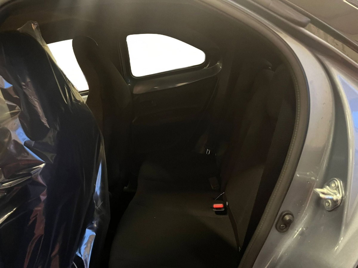 Toyota Aygo X 1.0 VVT-i 72 CV 5p. Undercover S-CVT (10)