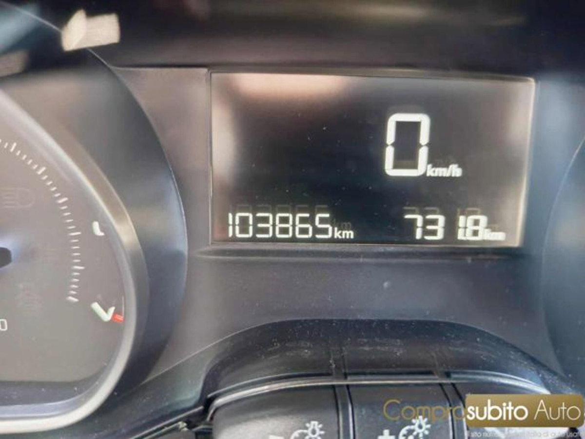 Peugeot 2008 Turbo 110 S&S Allure (13)