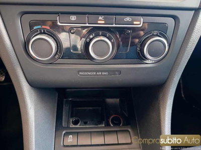 Volkswagen Golf 1.6 TDI DPF 5p. Comfortline (17)