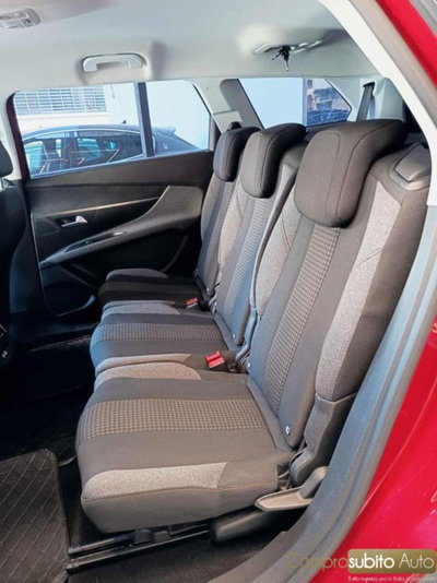Peugeot 5008 BlueHDi 130 S&S EAT8 Allure (11)