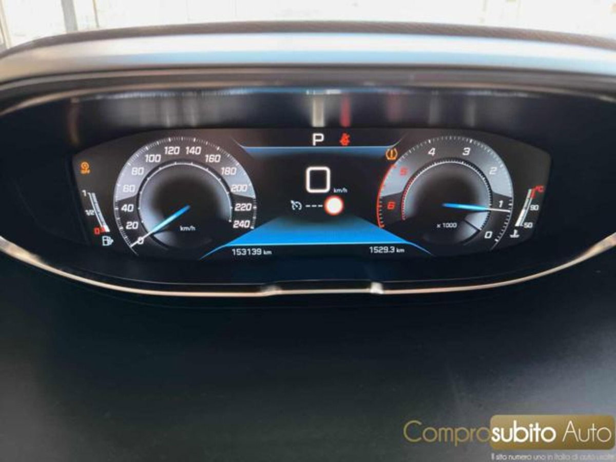 Peugeot 5008 BlueHDi 130 S&S EAT8 Allure (16)