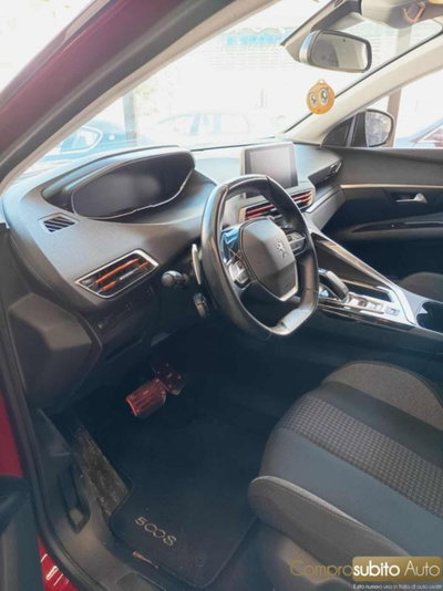Peugeot 5008 BlueHDi 130 S&S EAT8 Allure (19)
