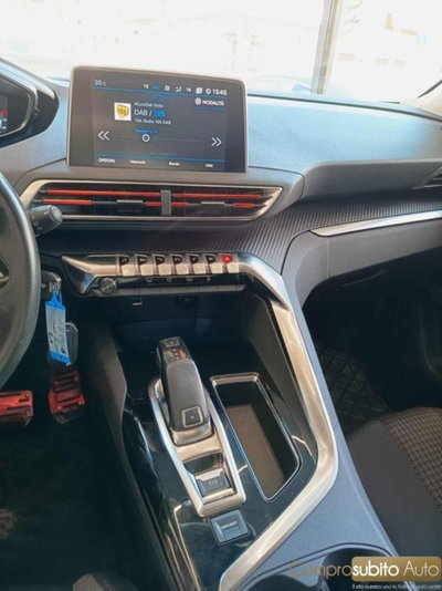 Peugeot 5008 BlueHDi 130 S&S EAT8 Allure (9)