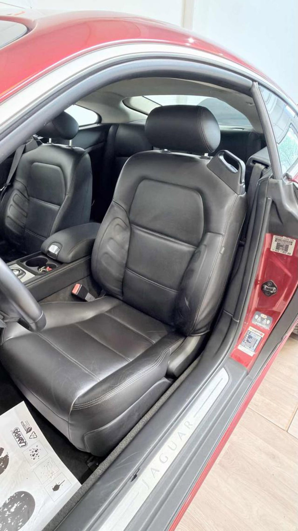 Jaguar XKR 4.2 V8 Portfolio Coupé (11)