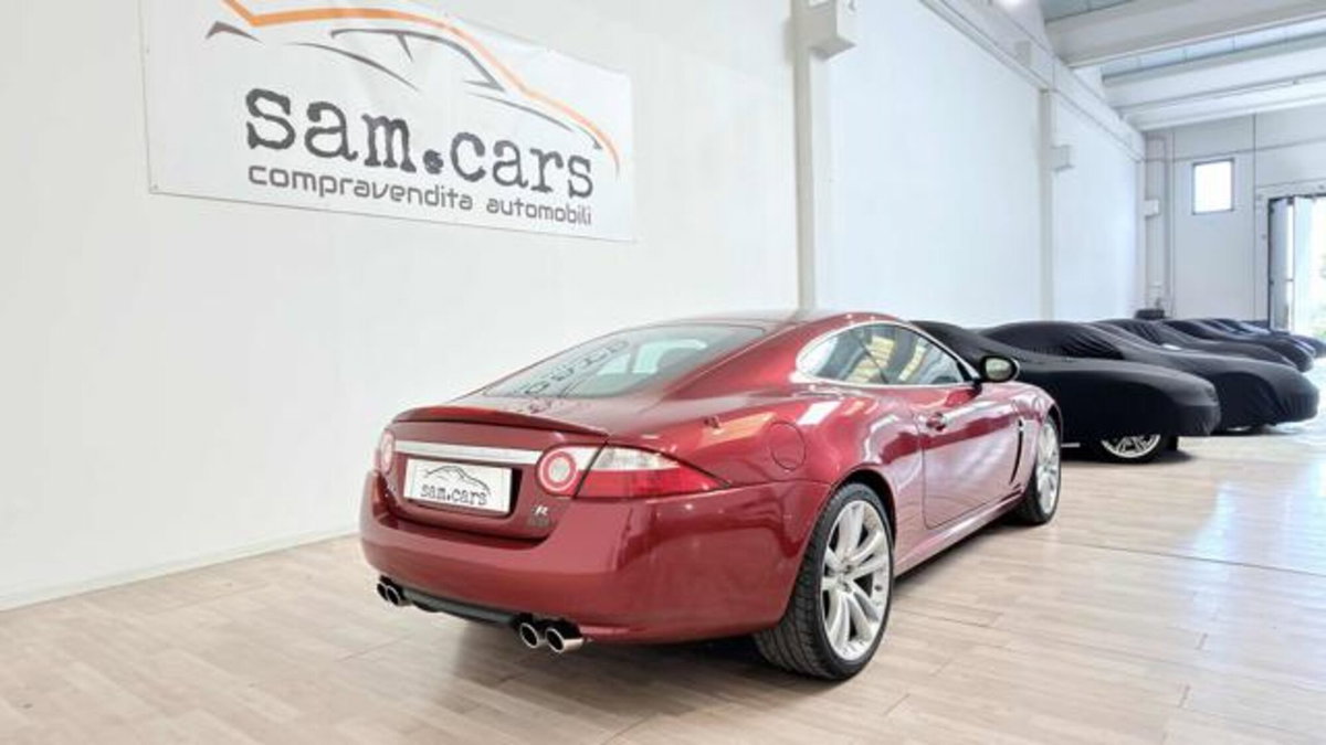 Jaguar XKR 4.2 V8 Portfolio Coupé (5)