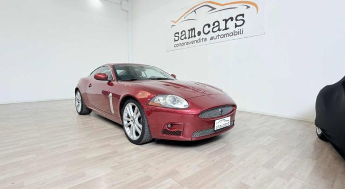Jaguar XKR 4.2 V8 Portfolio Coupé (7)
