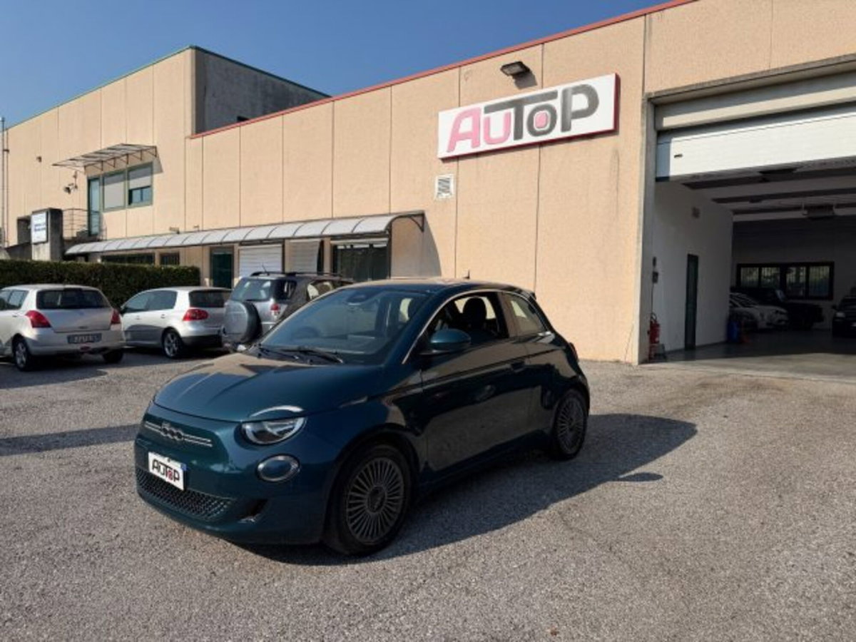 Fiat 500e Icon Berlina 42 kWh