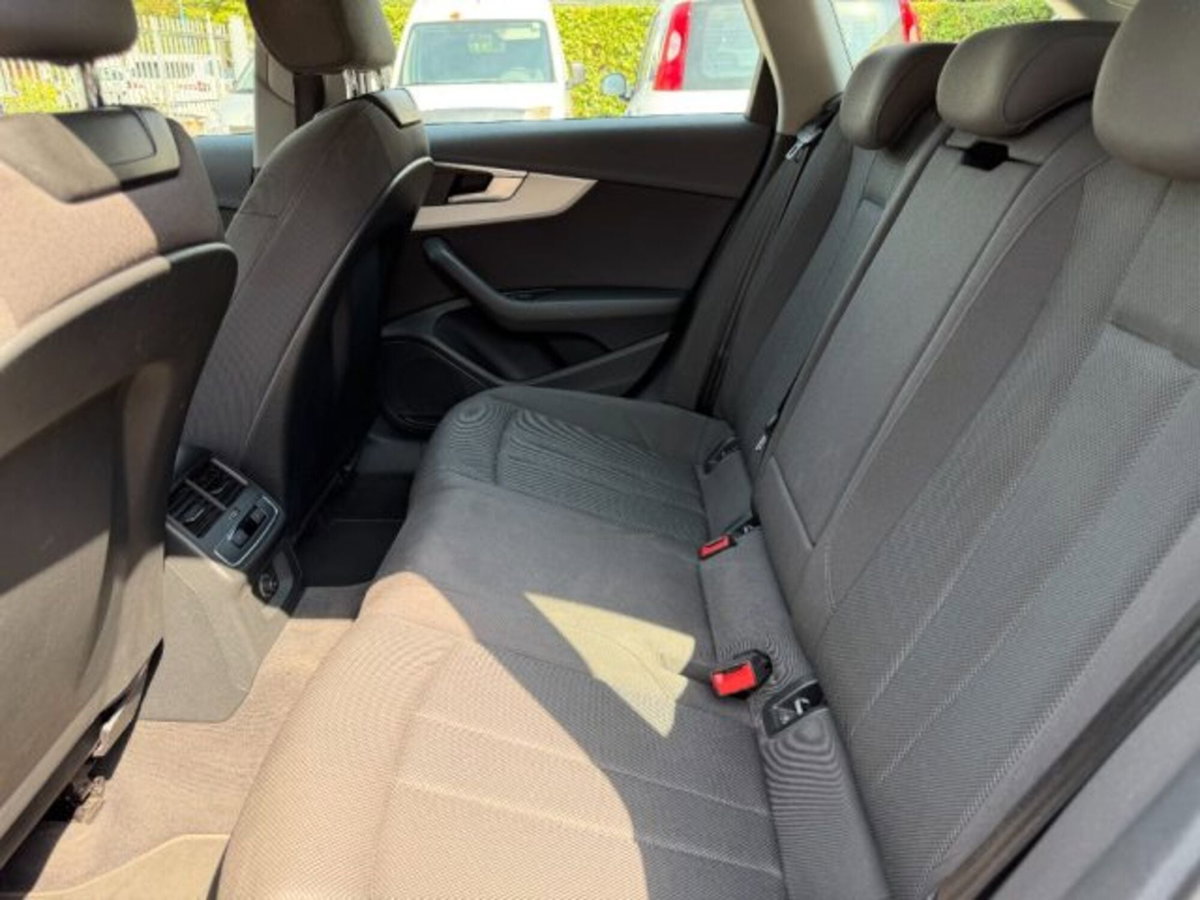 Audi A4 Avant 35 TDI S tronic Business (9)