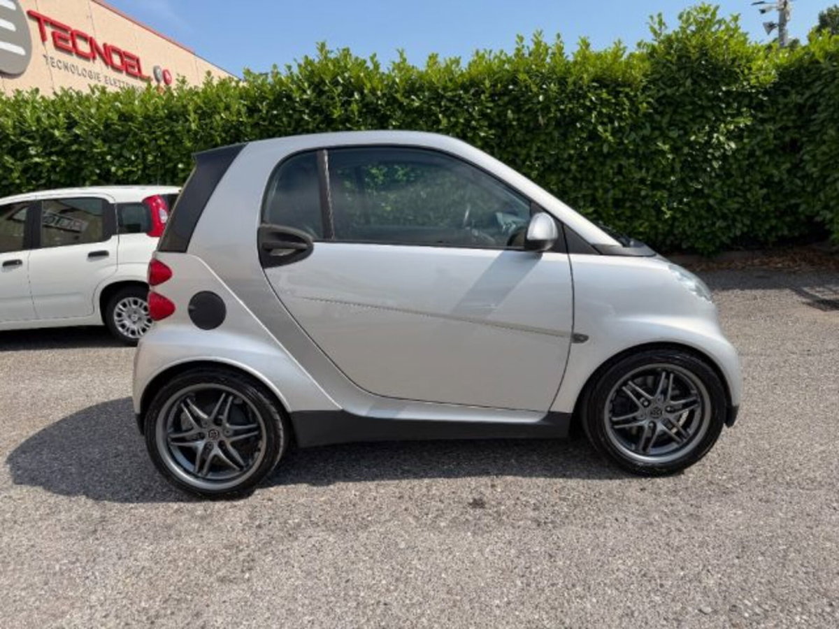 smart Fortwo 1000 72 kW coupé BRABUS Xclusive (4)
