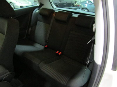 Volkswagen Polo 1.4 3 porte Highline (12)