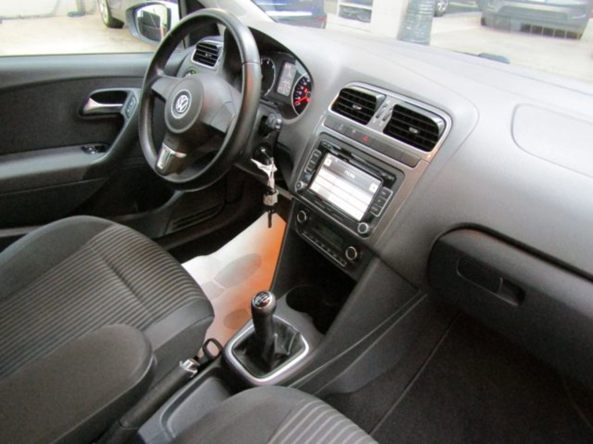 Volkswagen Polo 1.4 3 porte Highline (15)