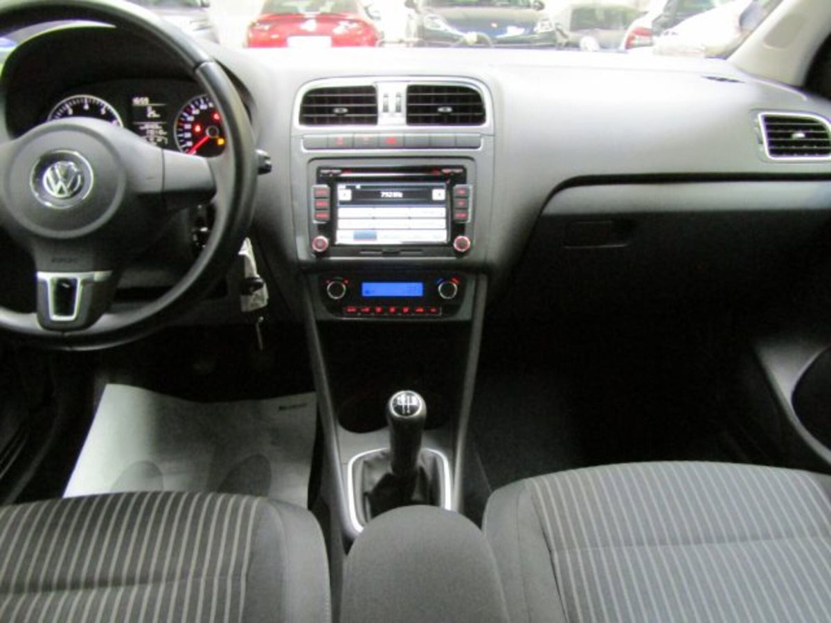 Volkswagen Polo 1.4 3 porte Highline (18)