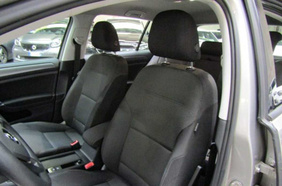 Volkswagen Golf 1.2 TSI 5p. Comfortline (10)