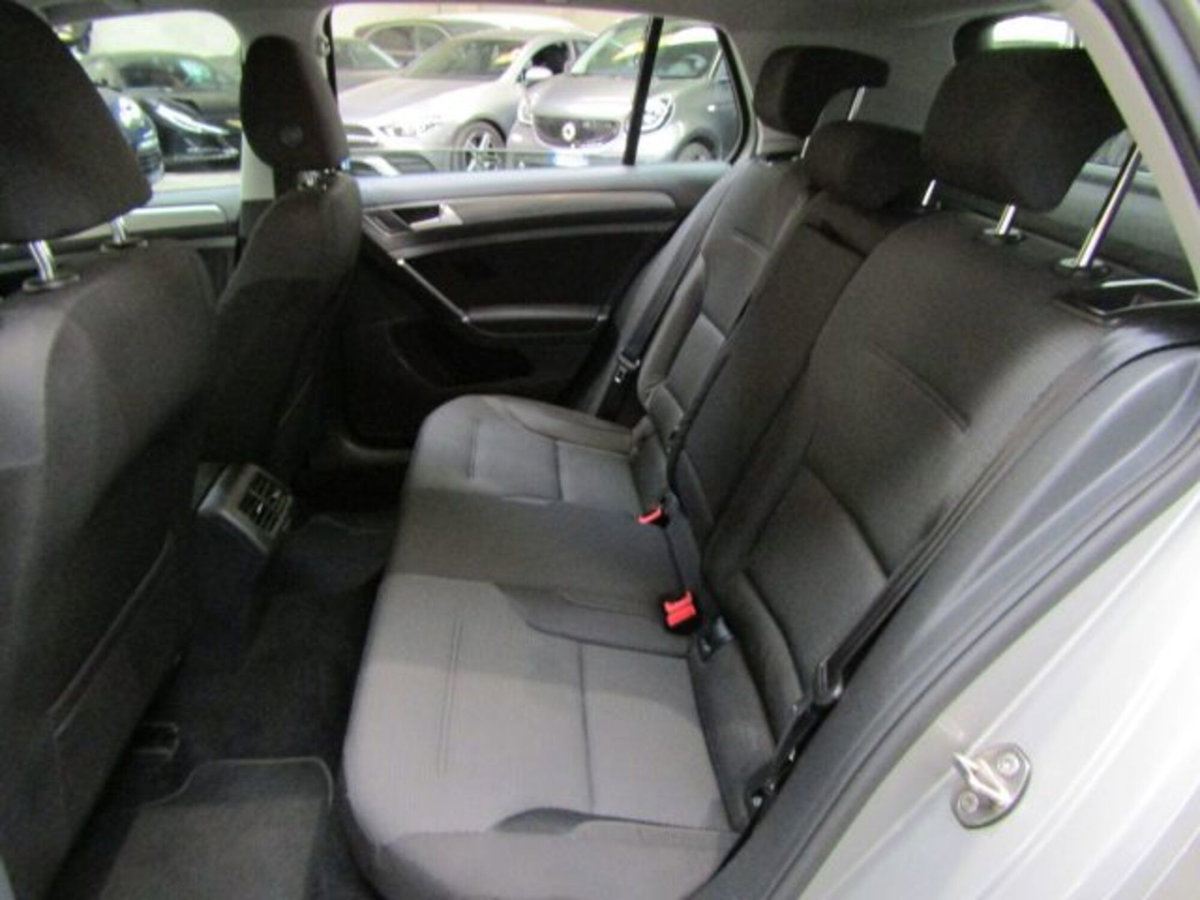 Volkswagen Golf 1.2 TSI 5p. Comfortline (11)
