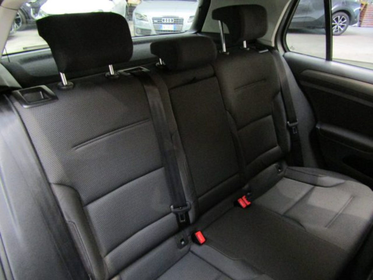 Volkswagen Golf 1.2 TSI 5p. Comfortline (14)