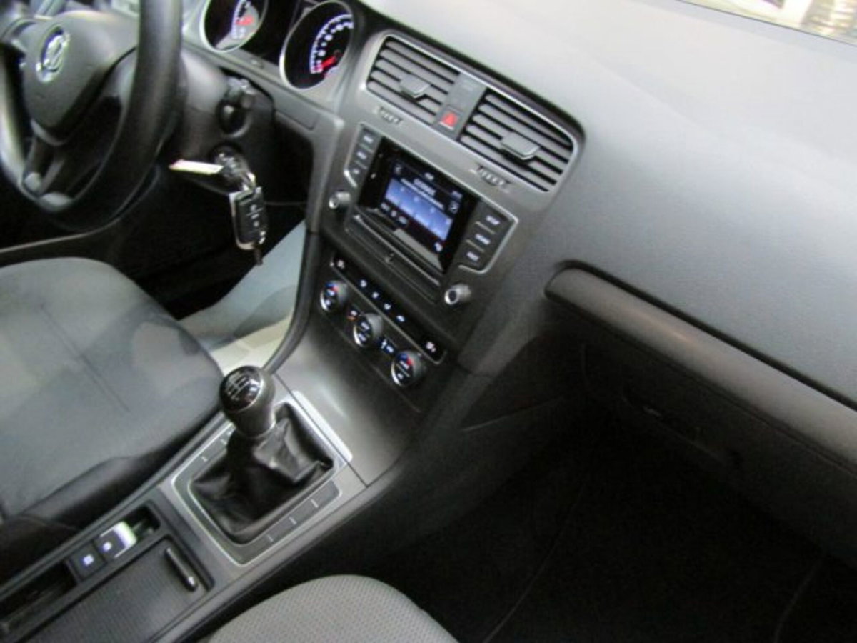 Volkswagen Golf 1.2 TSI 5p. Comfortline (17)