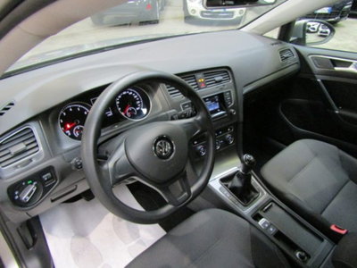 Volkswagen Golf 1.2 TSI 5p. Comfortline (9)