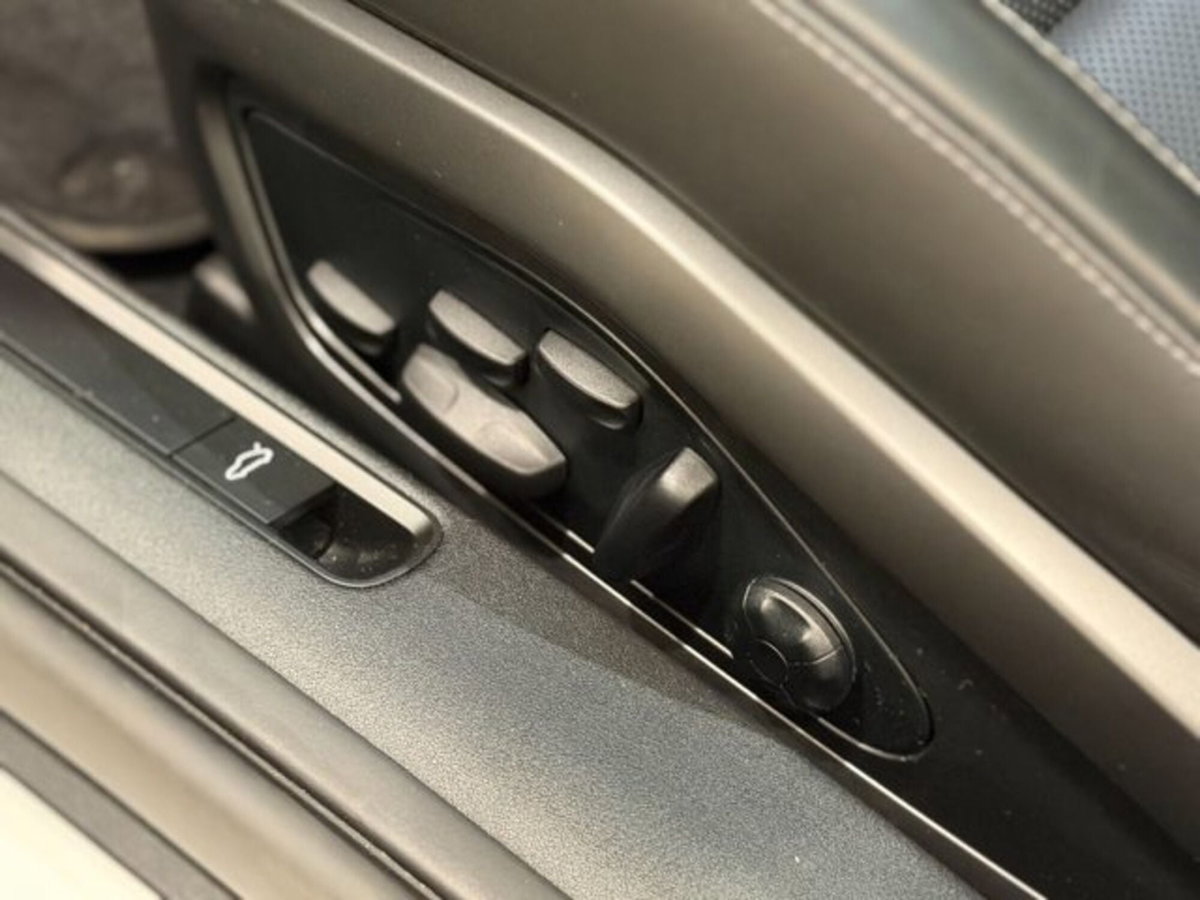 Porsche 911 Coupé 3.0 Carrera 394cv auto (17)