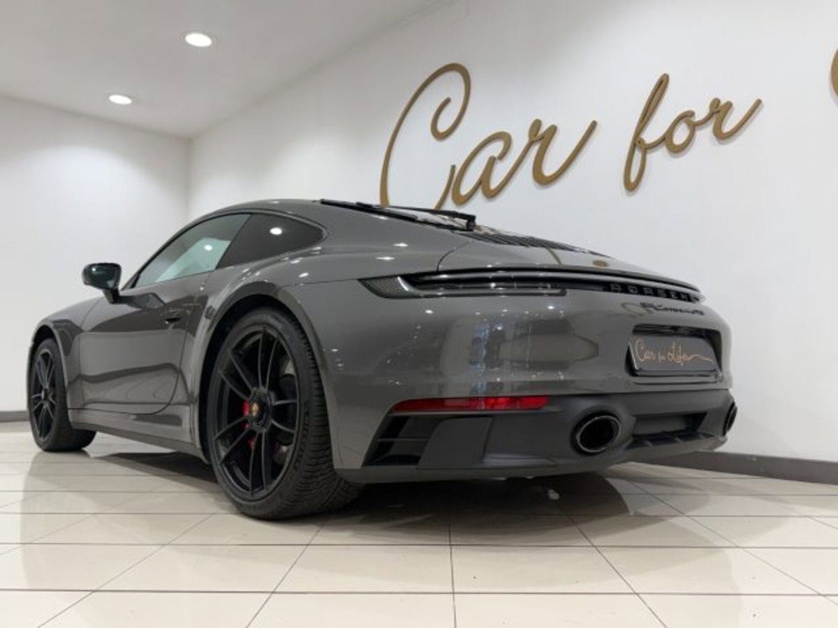 Porsche 911 Coupé Coupe 3.0 Carrera 4 GTS (14)