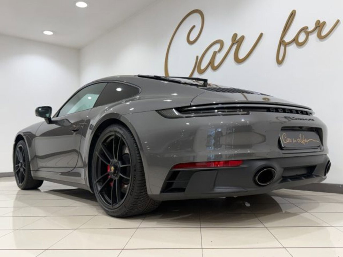 Porsche 911 Coupé Coupe 3.0 Carrera 4 GTS (15)