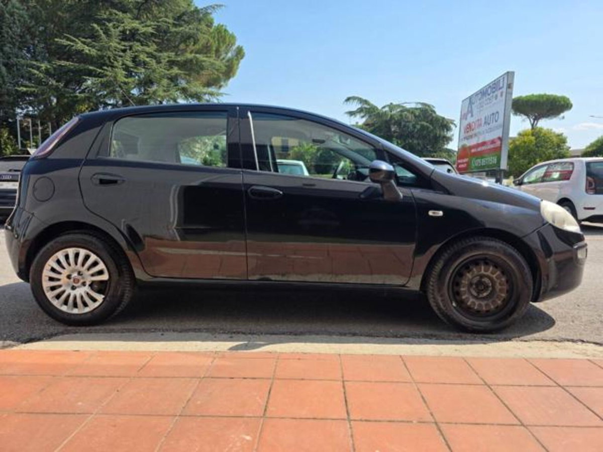 Fiat Punto Evo 1.3 Mjt 75 CV 5 porte Dynamic (8)