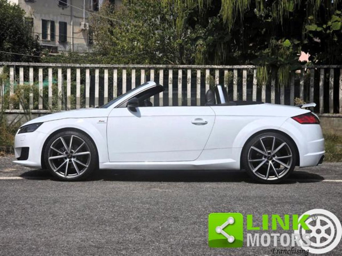 Audi TT Cabrio 2.0 TDI ultra S line (13)