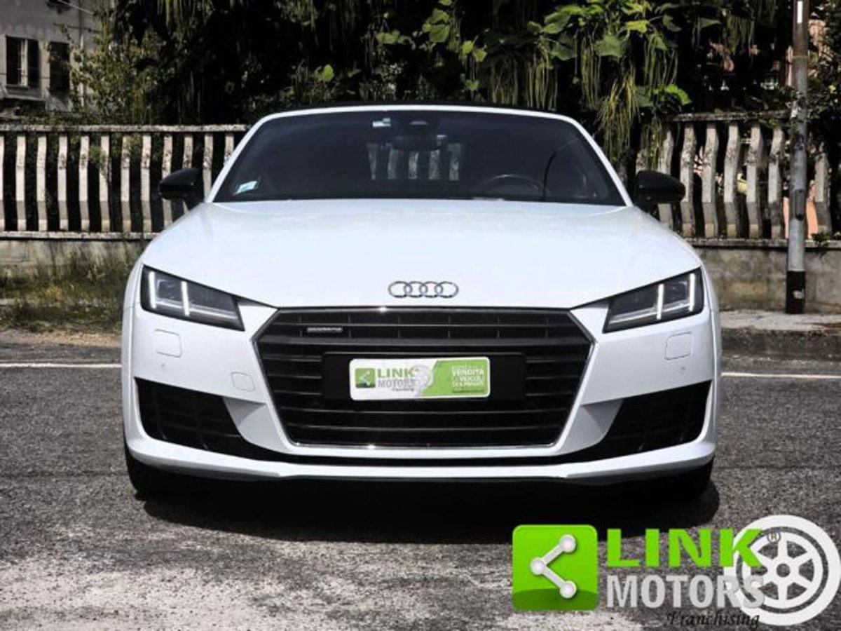 Audi TT Cabrio 2.0 TDI ultra S line (8)