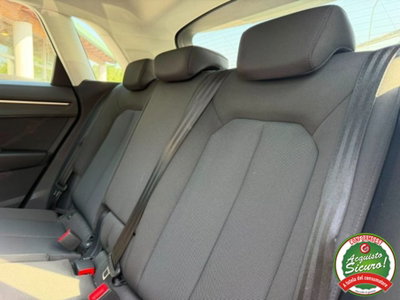 Audi Q3 35 TDI quattro S tronic Business Advanced (4)