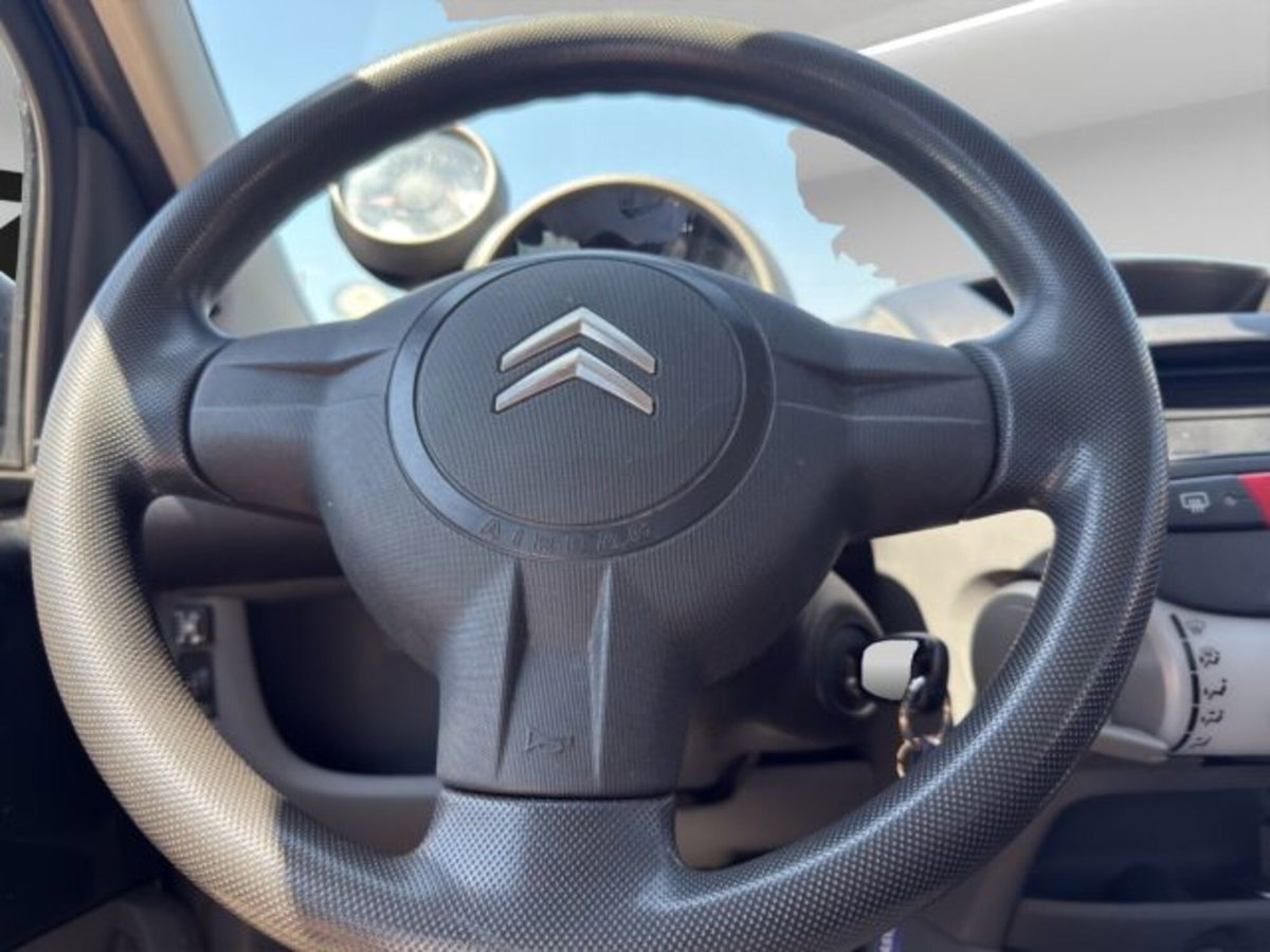 Citroen C1 1.0 5 porte airdream AMIC1 (10)