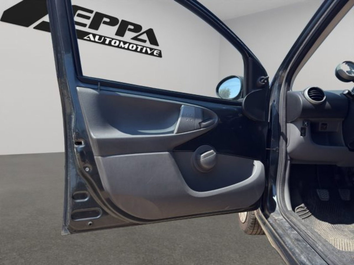 Citroen C1 1.0 5 porte airdream AMIC1 (12)