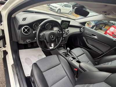 Mercedes-Benz GLA SUV 180 d Business (19)