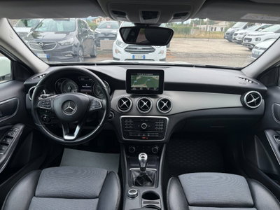 Mercedes-Benz GLA SUV 180 d Business (20)
