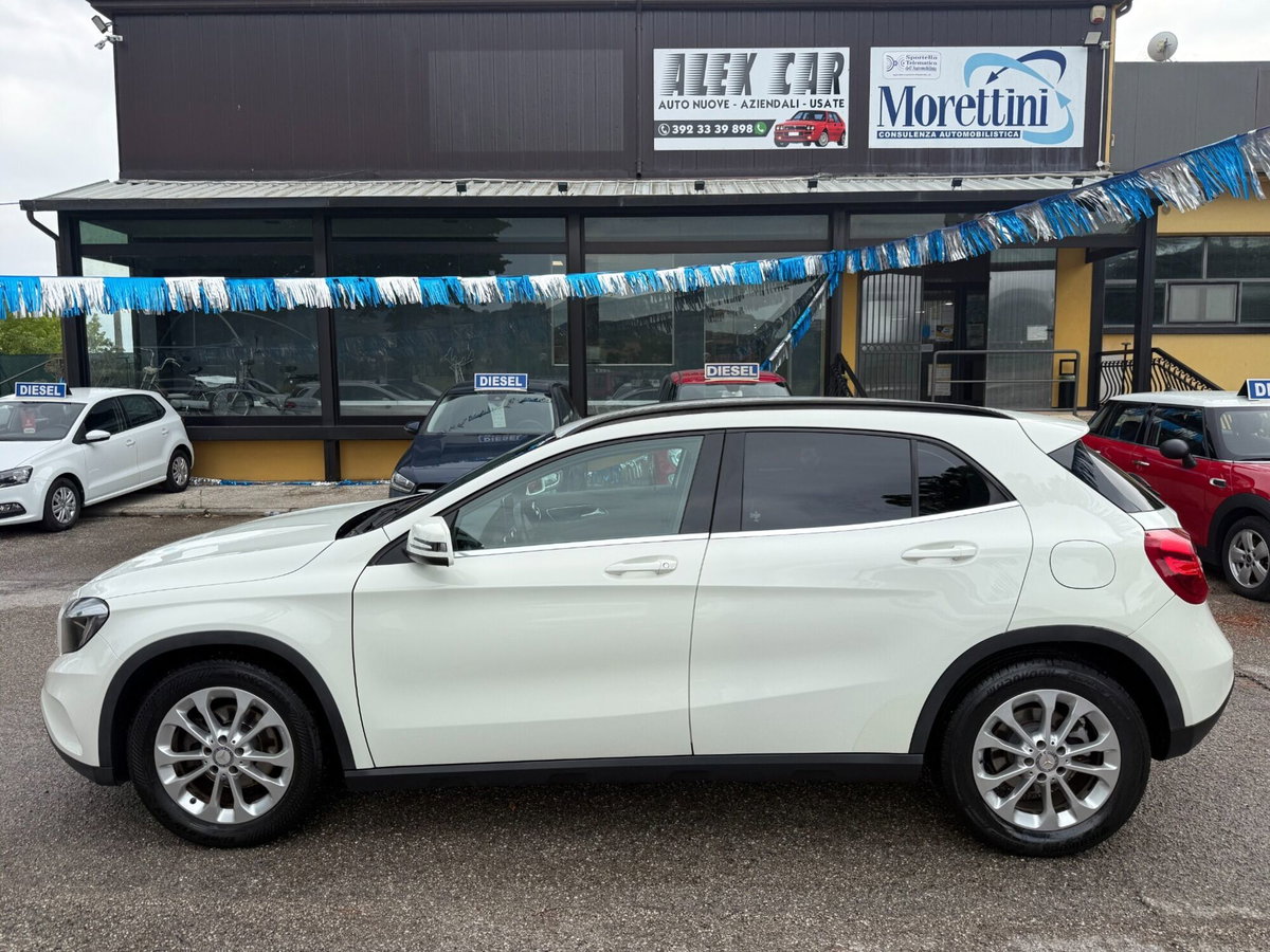 Mercedes-Benz GLA SUV 180 d Business (7)