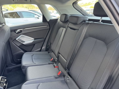 Audi Q3 35 TDI quattro S tronic Business Advanced (14)