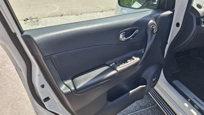 Renault Koleos 2.0 dCi 150CV 4X4 Proactive Luxe (9)
