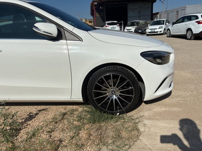 Mercedes-Benz Classe B 180 d Automatic Sport Plus (5)