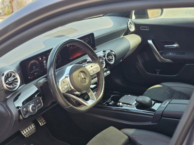 Mercedes-Benz Classe A 180 d Automatic Premium (8)