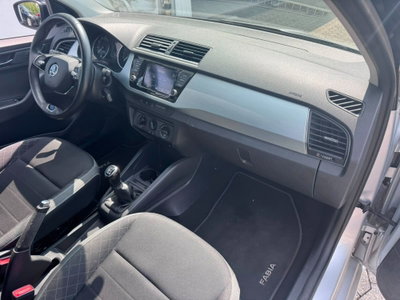 Skoda Fabia 1.0 MPI 60 CV Twin Color Design Edition Argento (11)