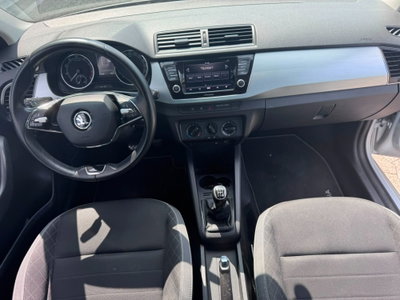 Skoda Fabia 1.0 MPI 60 CV Twin Color Design Edition Argento (12)