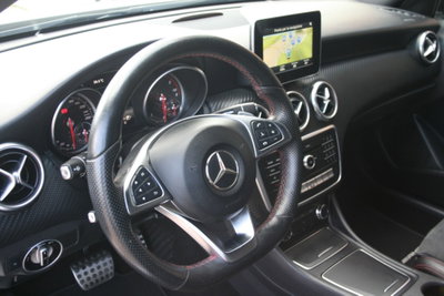 Mercedes-Benz Classe A 180 d Automatic Premium (10)