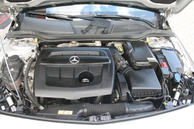 Mercedes-Benz Classe A 180 d Automatic Premium (14)